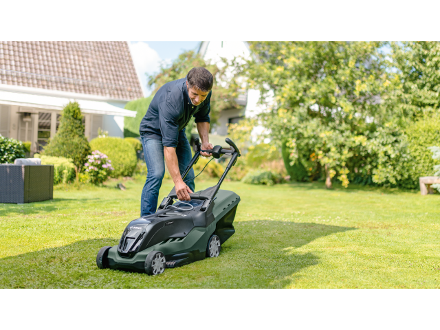 Akumulatorska kosilnica Bosch AdvancedRotak 36-690, 36V, 400mm, do 690m², 50L, 17.5kg, 06008B9608