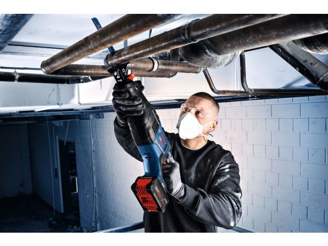 Akumulatorska sabljasta žaga Bosch Expert EXSA18V-32, 06016C4101