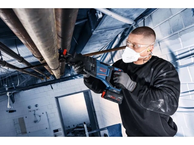 Akumulatorska sabljasta žaga Bosch Expert EXSA18V-32, 06016C4101