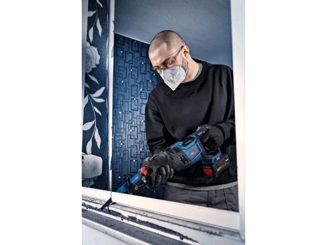 Akumulatorska sabljasta žaga Bosch Expert EXSA18V-32, 06016C4101