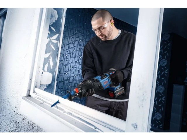 Akumulatorska sabljasta žaga Bosch Expert EXSA18V-32, 06016C4101