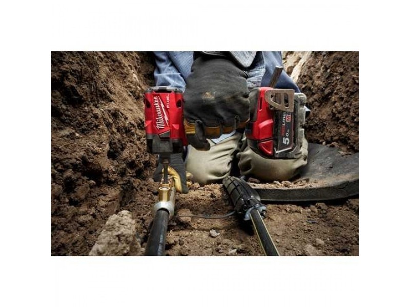 Akumulatorski udarni vijačnik Milwaukee M18 FIW2F12-0X v kovčku, 4933478443