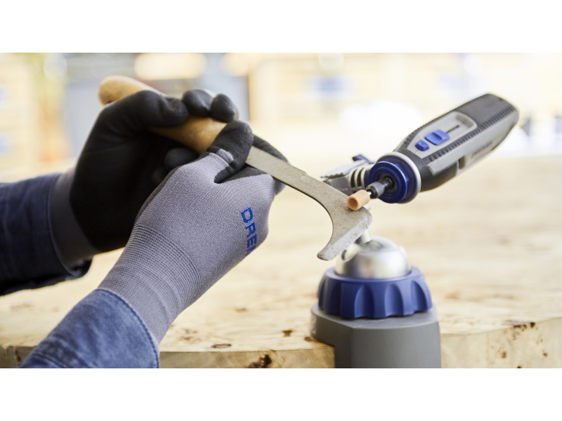 Brusilni čep Dremel iz aluminijevega oksida, Dimenzije: 9.5x40mm, Pakiranje: 3kos, 26150932JA