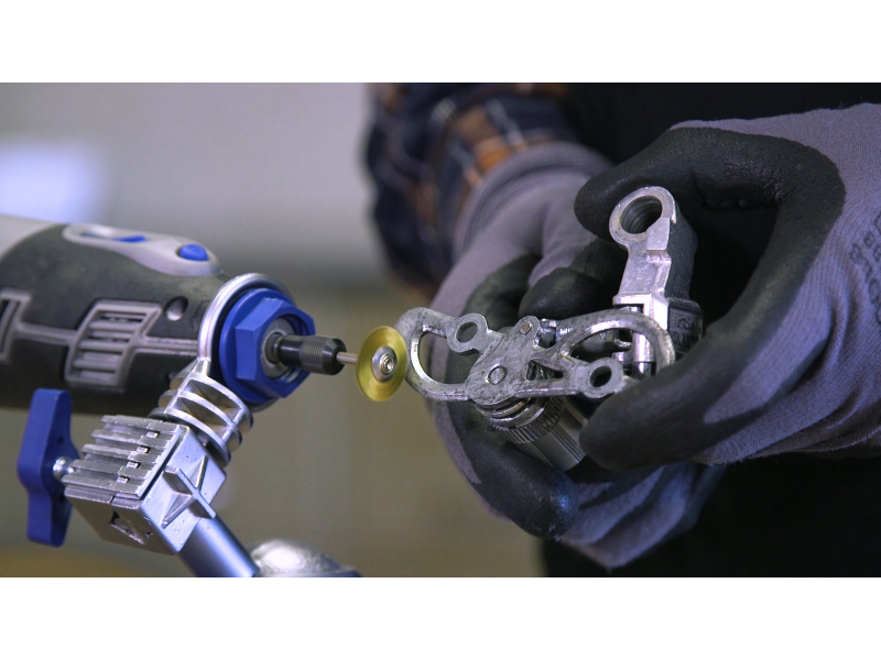 Medeninasta krtača Dremel, Dimenzije: 19x44mm, Pakiranje: 2kos, 26150535JA