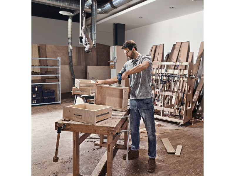 Akumulatorski udarni vrtalni vijačnik Bosch GSB 12V-30, 06019G9102