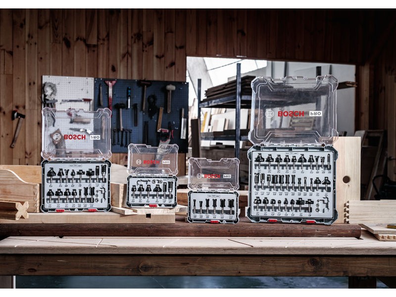 Ravni rezkar PRO, dva utora, Ø 18 x L 24,6, vpenjalno steblo 8 mm, 2608628389