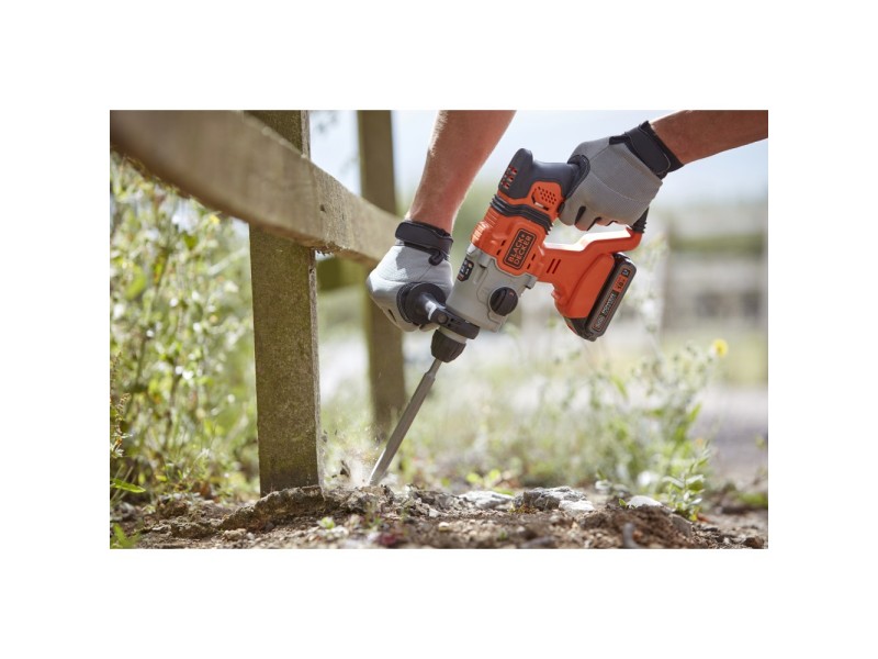 Akumulatorski udarni vrtalnik Black and Decker BCD900E2K, 18V, SDS Plus, 5.16kg