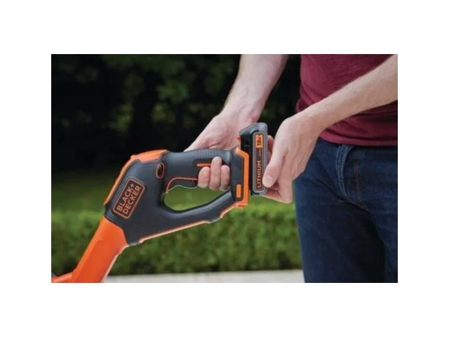 Akumulatorska kosa Black and Decker STC1820EPC, 18V, 28/38cm, 2.1kg