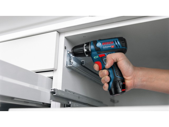 Akumulatorski vrtalni vijačnik Bosch GSR 12V-15, 060186810H