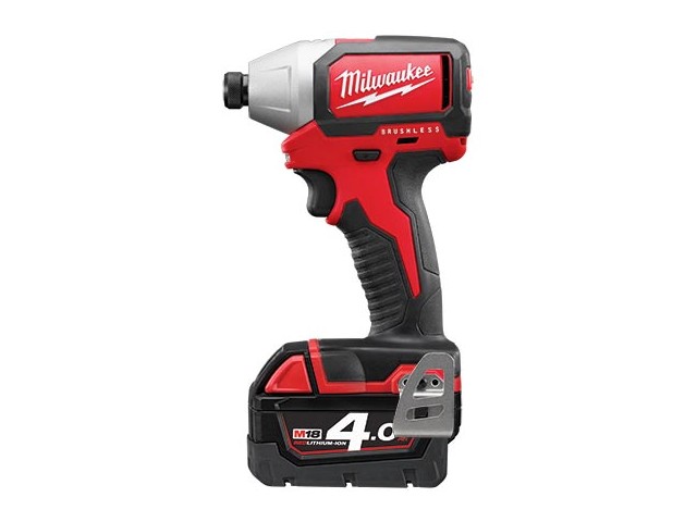 Akumulatorski udarni vijačnik Milwaukee M18 BLID-402C, Li-Ion 2x Aku.: 4,0 Ah, 4933448455