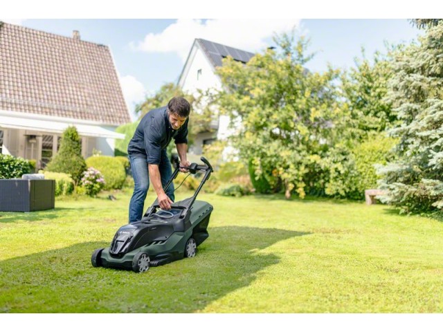 Akumulatorska kosilnica Bosch AdvancedRotak 36-850 v kartonu, 36V, 850m2, 46cm, 50L, 17.5kg, 06008B9805