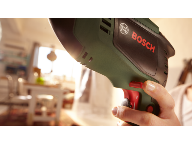 Udarni vrtalnik Bosch UniversalImpact 730, 730W, 17Nm, 2.kg, 0603313420