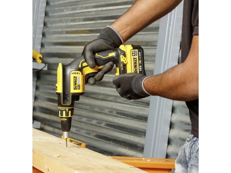 Akumulatorski XR suhomontažni vijačnik Dewalt DCF620NT