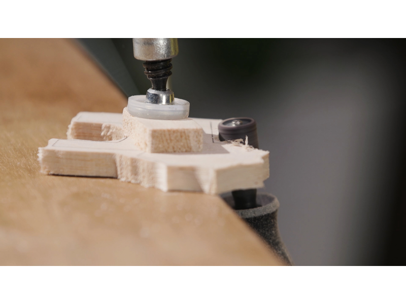 Brusilni trak in vpenjalni trn Dremel, 13mm, Zrnatost: 60, 2615040732