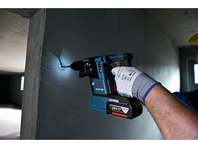 Akumulatorsko vrtalno kladivo s sistemom SDS plus Bosch GBH 18V-26 F, 18 V, 2.6 J, 4-26 mm, 0611910003