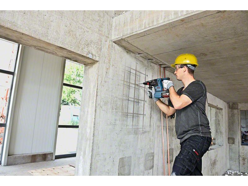 Akumulatorsko vrtalno kladivo s sistemom SDS plus Bosch GBH 18V-26 F, 18 V, 2.6 J, 4-26 mm, 0611910003