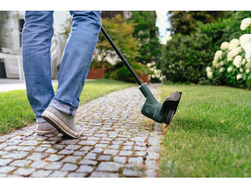 Akumulatorska kosilnica z nitjo Bosch EasyGrassCut 18-230, PBA 2.0Ah, AL1815CV, 18V, 23cm, 2.1kg, 06008C1A00